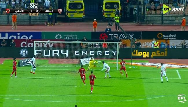تصدي مصطفي شوبير الرائع يحرم شيكو بانزا من تسجيل هدف للزمالك امام الاهلي