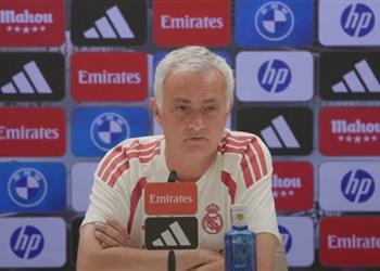قد أضع يدي على قلبي مورينيو يعلق على صدام روما وانتهاء شهر العسل مع ريال مدريد