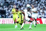 لاعب فياريال يرد على تصريحات مورينيو: لا أعرف سبب شكوى ريال مدريد .. وضغطوا كثيرًا على الحكم