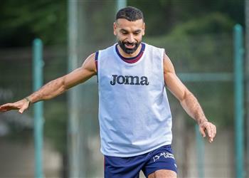 موقع تركي محمد صلاح أحرج ليفربول وعاد ليتصدر عناوين الصحافة في إنجلترا