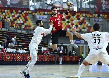 بـ قاضية جديدة الأهلي يهزم الزمالك ويتوج ببطولة إفريقيا لكرة اليد