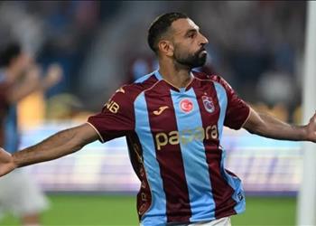 هل يلعب محمد صلاح على عشب صناعي أمام كوبس مدرب طرابزون يجيب