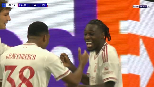 هدف فريمبونج في مرمي لاسك بدوري ابطال اوروبا