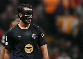 أشعر بالغضب والحزن إريك جارسيا يعلق على غيابه أمام باريس سان جيرمان وريال مدريد