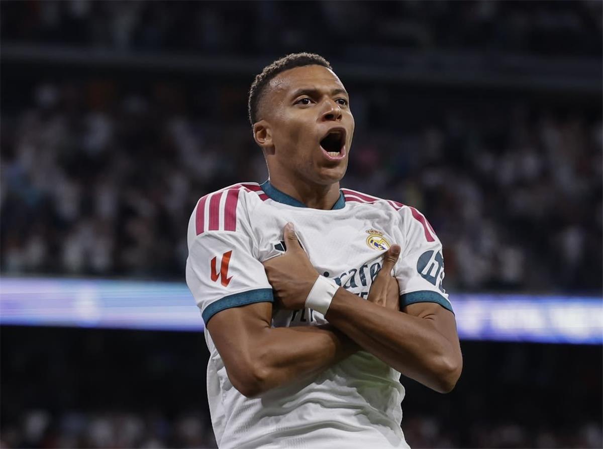 فيديو | مبابي يسجل هدف ريال مدريد الثاني أمام إشبيلية