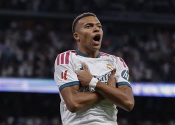 فيديو مبابي يسجل هدف ريال مدريد الثاني أمام إشبيلية