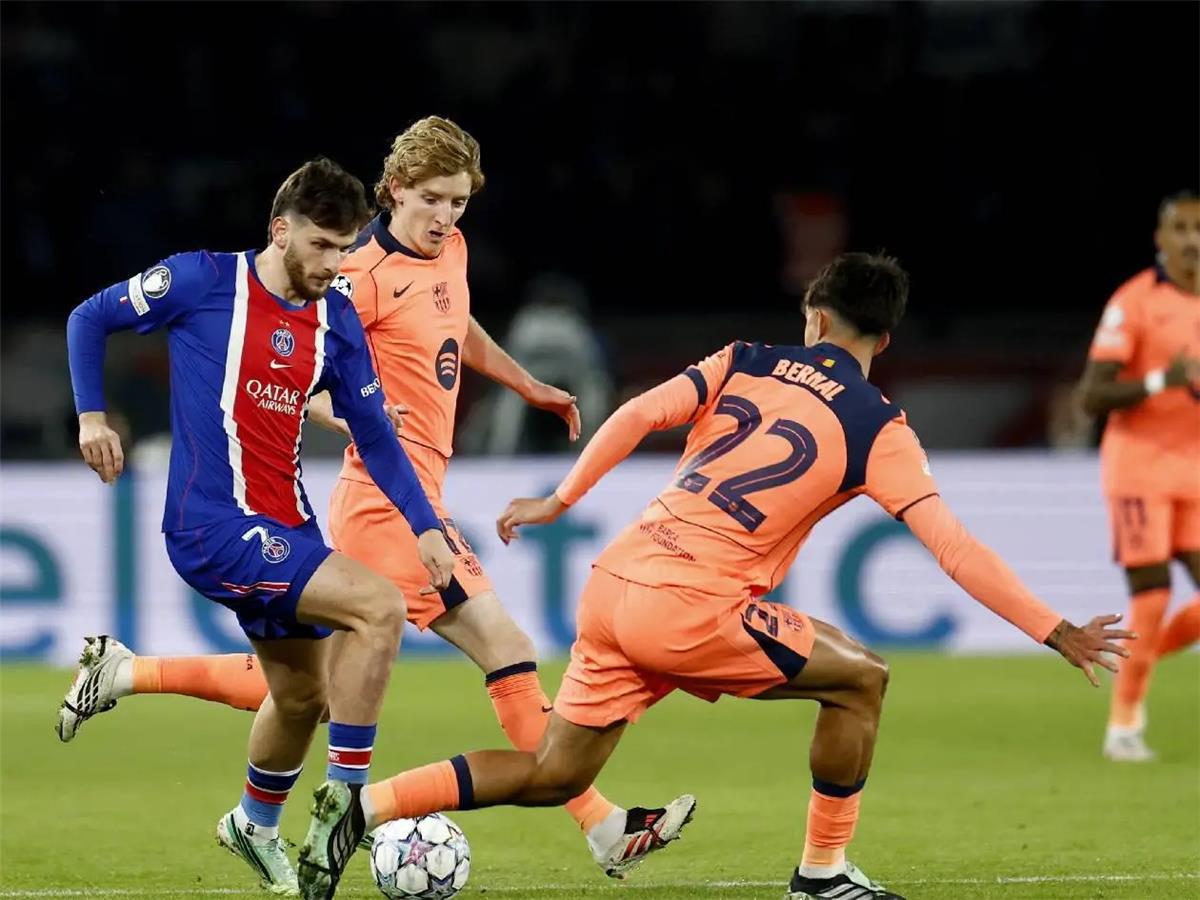 الصالح نيوز : لاعب برشلونة يغيب أمام ريال مدريد في كلاسيكو الدوري الإسباني