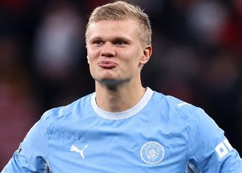 بعد غيابه عن مواجهة آيك أثينا ماريسكا يعلن آخر تطورات حالة هالاند