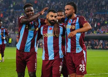 محمد صلاح يتلقى إشادات خاصة بعد تألقه في لقاء طرابزون سبور وهارتس
