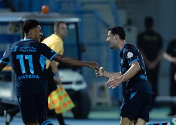 فيديو | الهلال يهزم القادسية بثلاثية مثيرة في الدوري السعودي