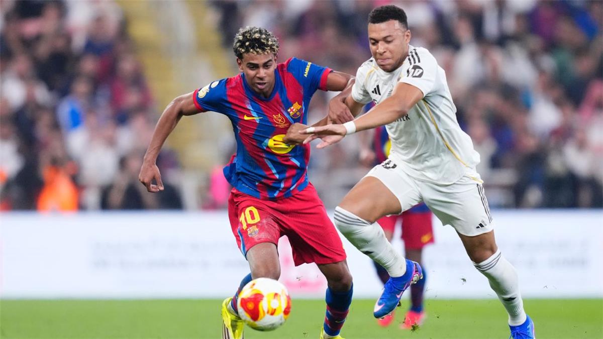رومانو: ريال مدريد رفض التعاقد مع نجم برشلونة 