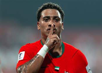 فيديو بيزيرا يسجل أول أهدافه ويقود الأهلي الإماراتي للفوز على استقلال الإيراني في دوري أبطال آسيا