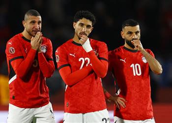 شبكة جنوب إفريقية تحذر موسيماني من ثلاثي منتخب مصر