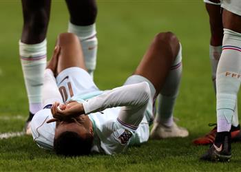 صورة مبابي يطمئن جماهير ريال مدريد بعد إصابته