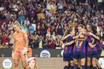 قبل كلاسيكو الرجال.. نساء برشلونة يكتسحن ريال مدريد بسباعية في الدوري الإسباني