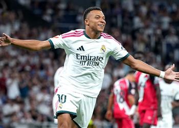 موقف كيليان مبابي من المشاركة أمام فياريال بالدوري الإسباني
