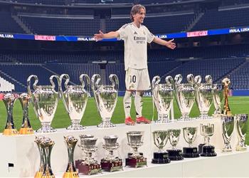 مودريتش حسم برشلونة الدوري بفارق 6 نقاط ريال مدريد لا يستسلم أبد ا