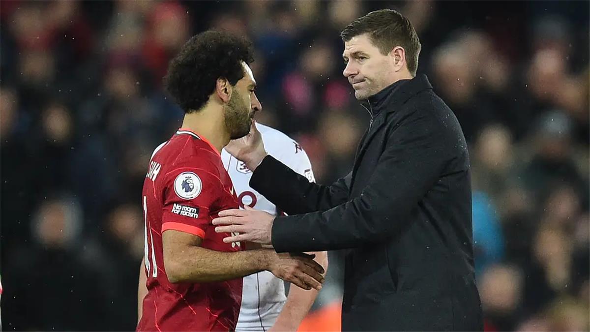 جيرارد يكشف تحذيره لـ محمد صلاح قبل الرحيل عن ليفربول
