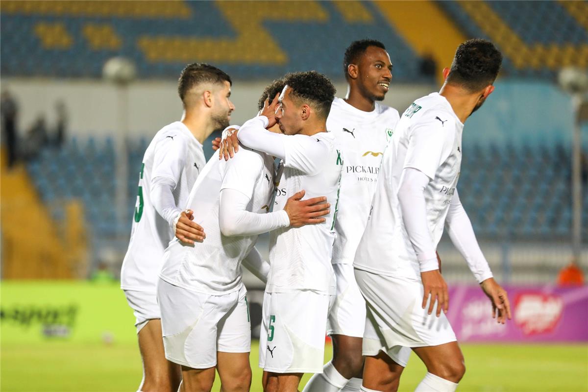 فيديو | صلاح محسن يسجل هدف تعادل المصري أمام الزمالك