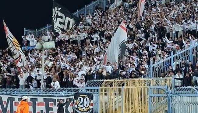 واحد اتنين امام عاشور فين هتافات جماهير الزمالك في مباراة المصري بكأس الكونفدرالية