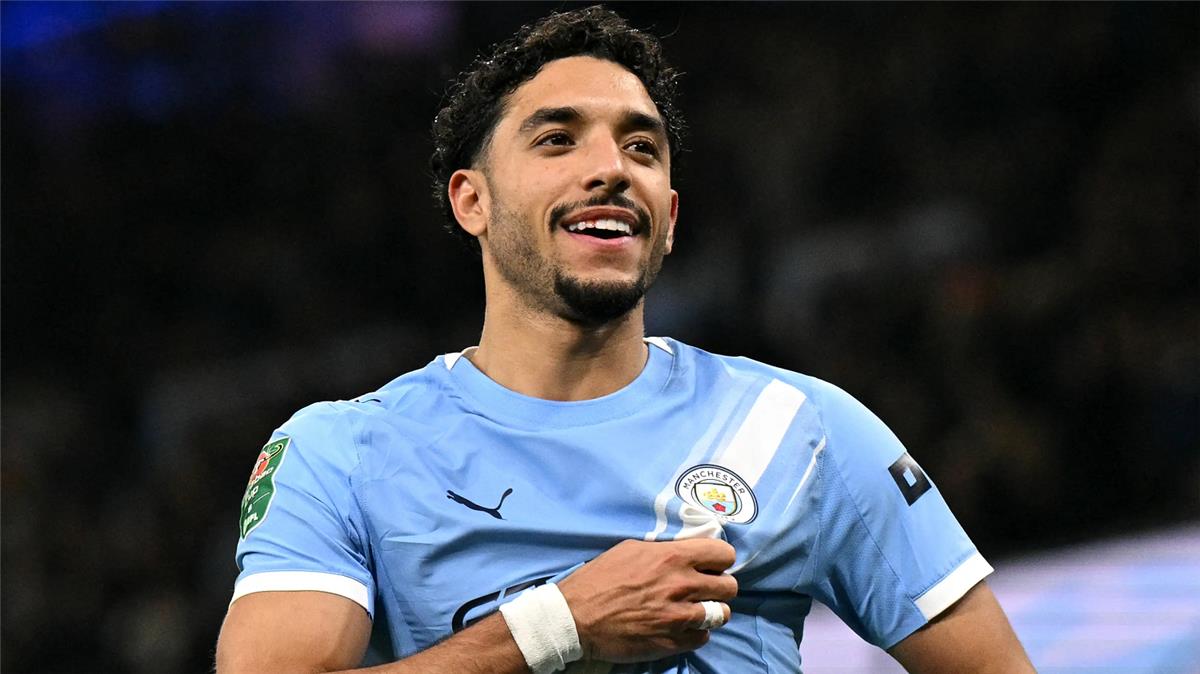ستاندرد تتوقع موقف عمر مرموش من المشاركة أساسيًا مع مانشستر سيتي أمام فولهام 