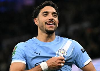 ستاندرد تتوقع موقف عمر مرموش من المشاركة أساسي ا مع مانشستر سيتي أمام فولهام