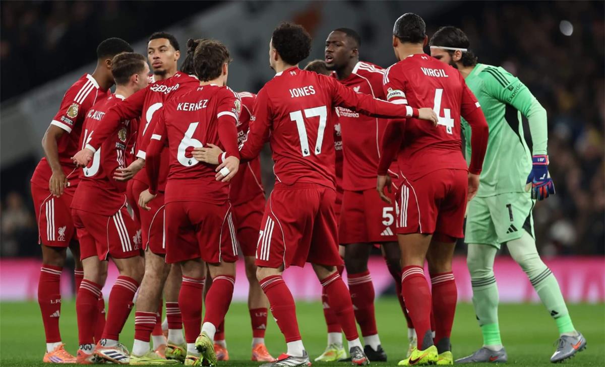 غيابات ليفربول أمام سندرلاند في الدوري الإنجليزي 