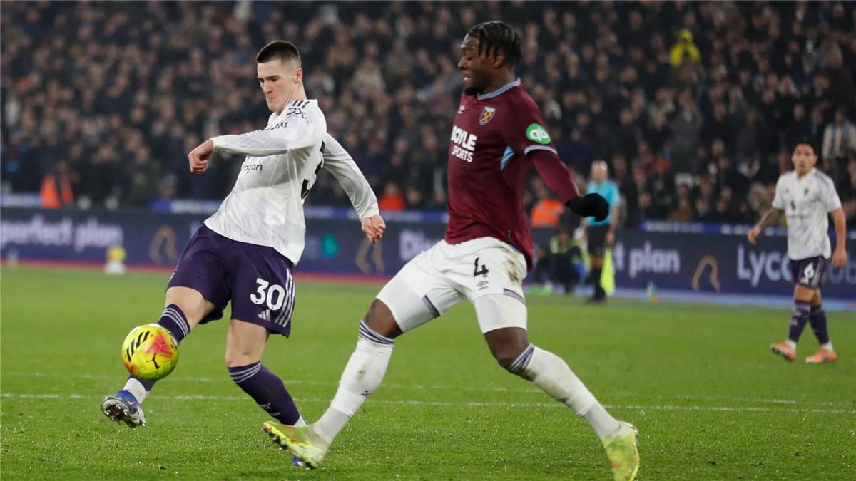 في الكورة : فيديو | سيسكو ينقذ مانشستر يونايتد ويقوده لتعادل قاتل مع وست هام في الدوري الإنجليزي