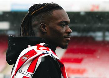 متعب كامويش لم يقدم شيئا مع الأهلي وأهدر فرصة غريبة