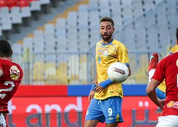 فيديو الأهلي يعود للانتصارات بثنائية أمام الإسماعيلي في الدوري المصري