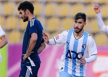 فيديو بـ 10 لاعبين بيراميدز يهزم إنبي بصعوبة ويتمسك بوصافة الدوري المصري