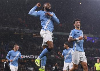 فيديو سيمينيو يسجل هدف مانشستر سيتي الأول أمام فولهام