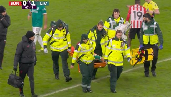 اصابة واتارو إندو القوية وخروجة في مباراة ليفربول وسندرلاند