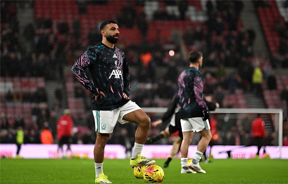 ردود أفعال جماهير ليفربول على أداء محمد صلاح أمام سندرلاند: ملك الأهداف يحطم الأرقام في أقل مواسمه 