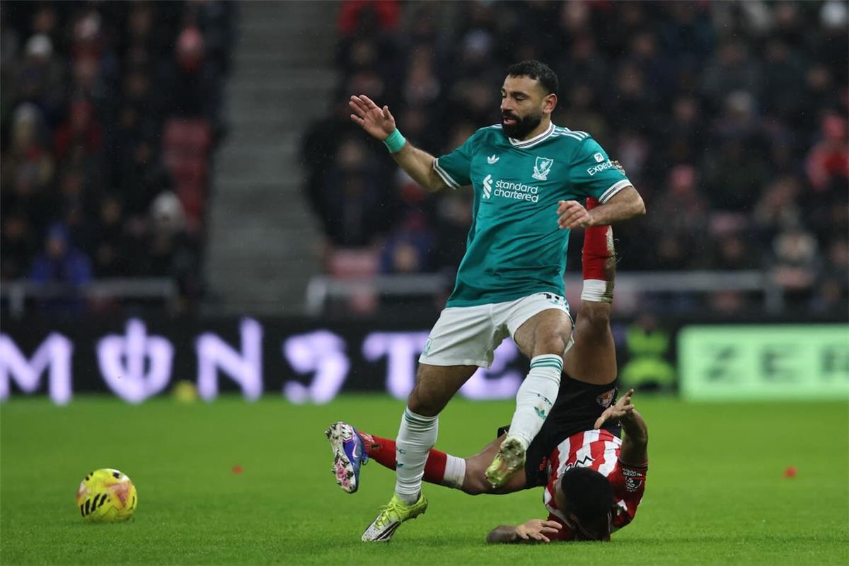 هامان: محمد صلاح سيرفض الدوري السعودي .. وهذه الوجهة الأقرب له