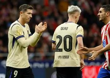 فيديو المصائب لا تأتي فرادى طرد لاعب برشلونة أمام أتلتيكو مدريد بكأس ملك إسبانيا