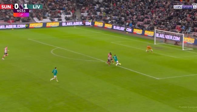 محمد صلاح يهدر انفراد امام سندرلاند بالدوري الانجليزي