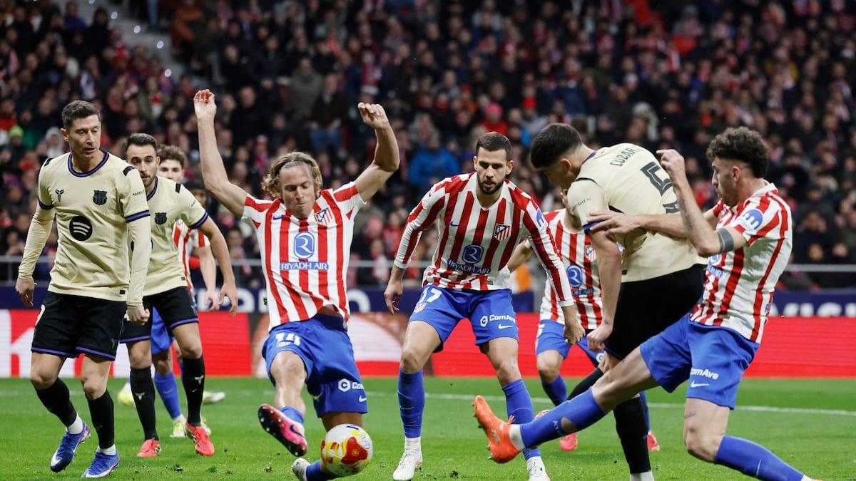 فيديو | مفاجأة مدوية.. أتلتيكو مدريد يكتسح برشلونة برباعية في كأس ملك إسبانيا