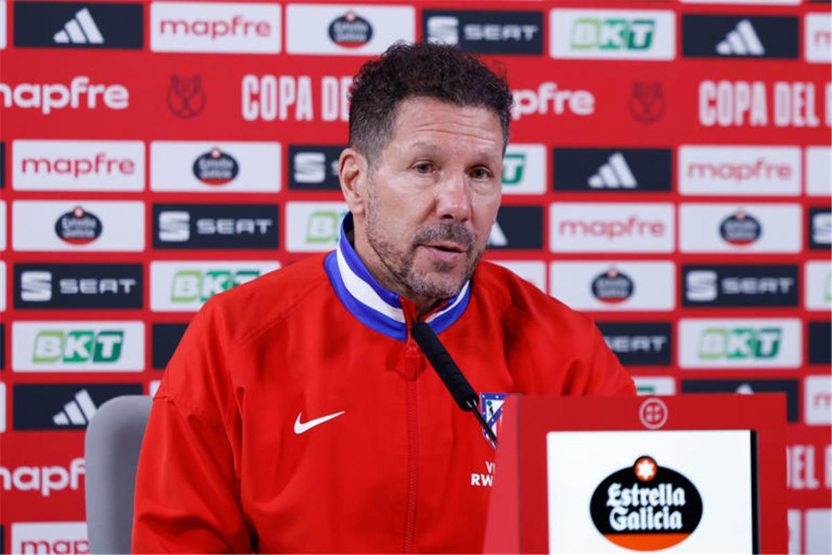 سيميوني بعد الفوز على برشلونة: الجماهير كانت بحاجة إلى هذا النوع من المباريات.. وجريزمان أسطورة