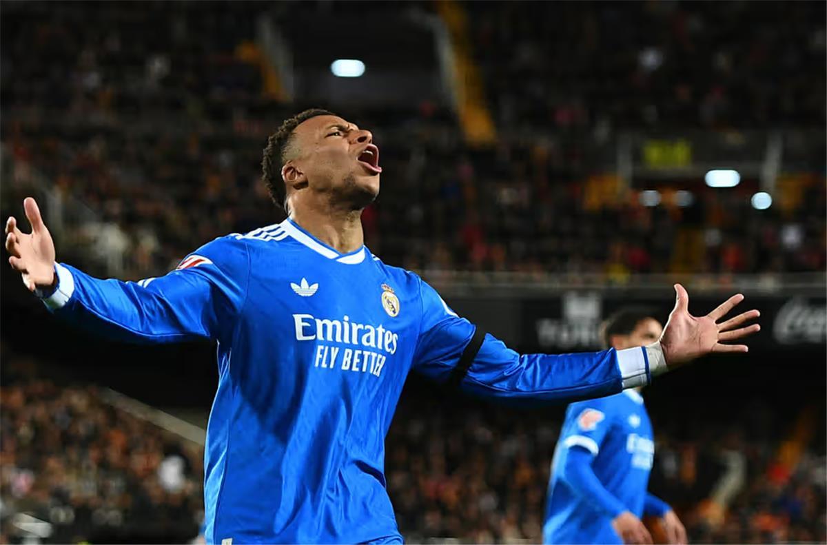 السبب الحقيقي وراء غياب كيليان مبابي عن ريال مدريد أمام سوسيداد