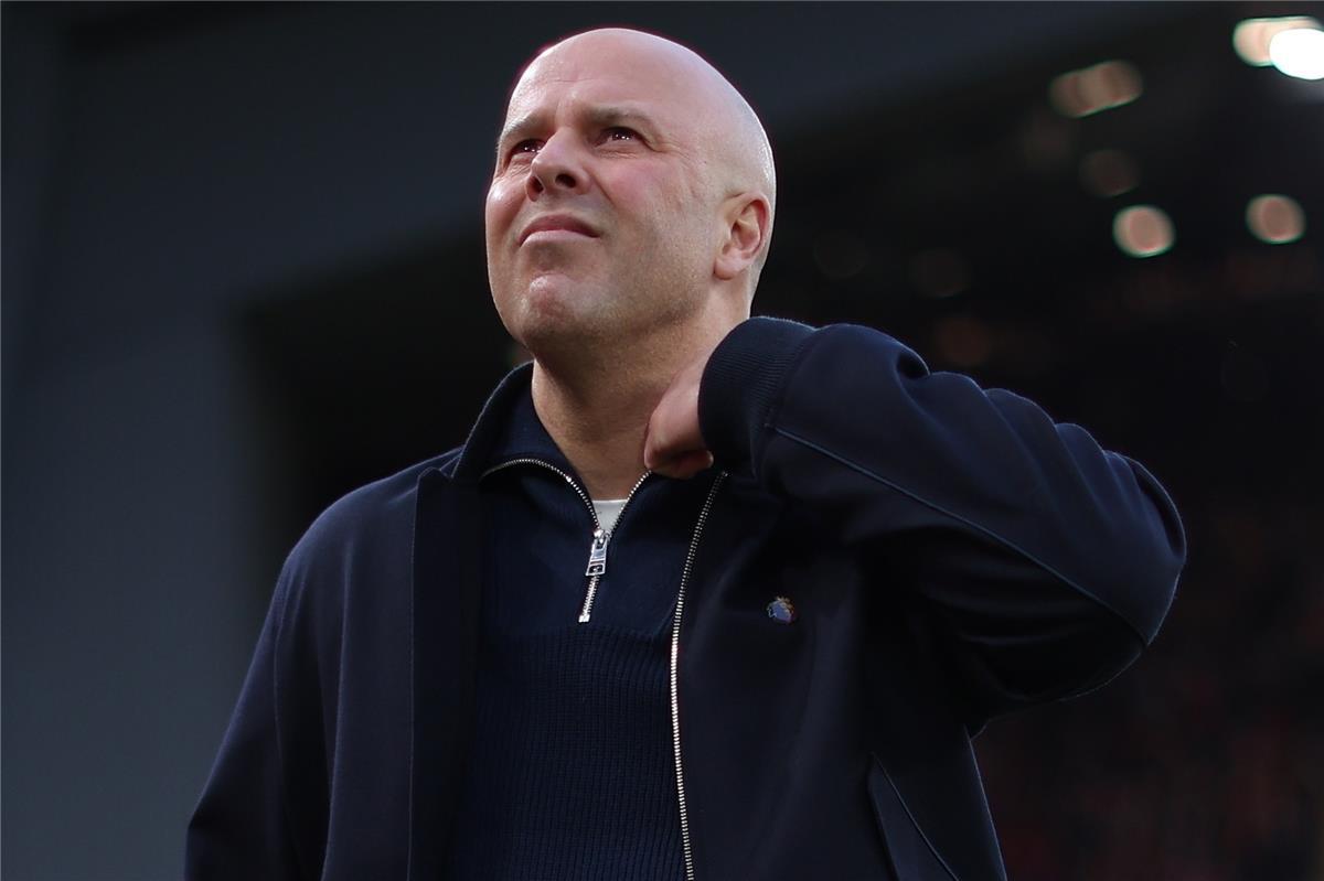 سلوت يستعيد لاعبًا هامًا قبل لقاء ليفربول وبرايتون في كأس الاتحاد الإنجليزي