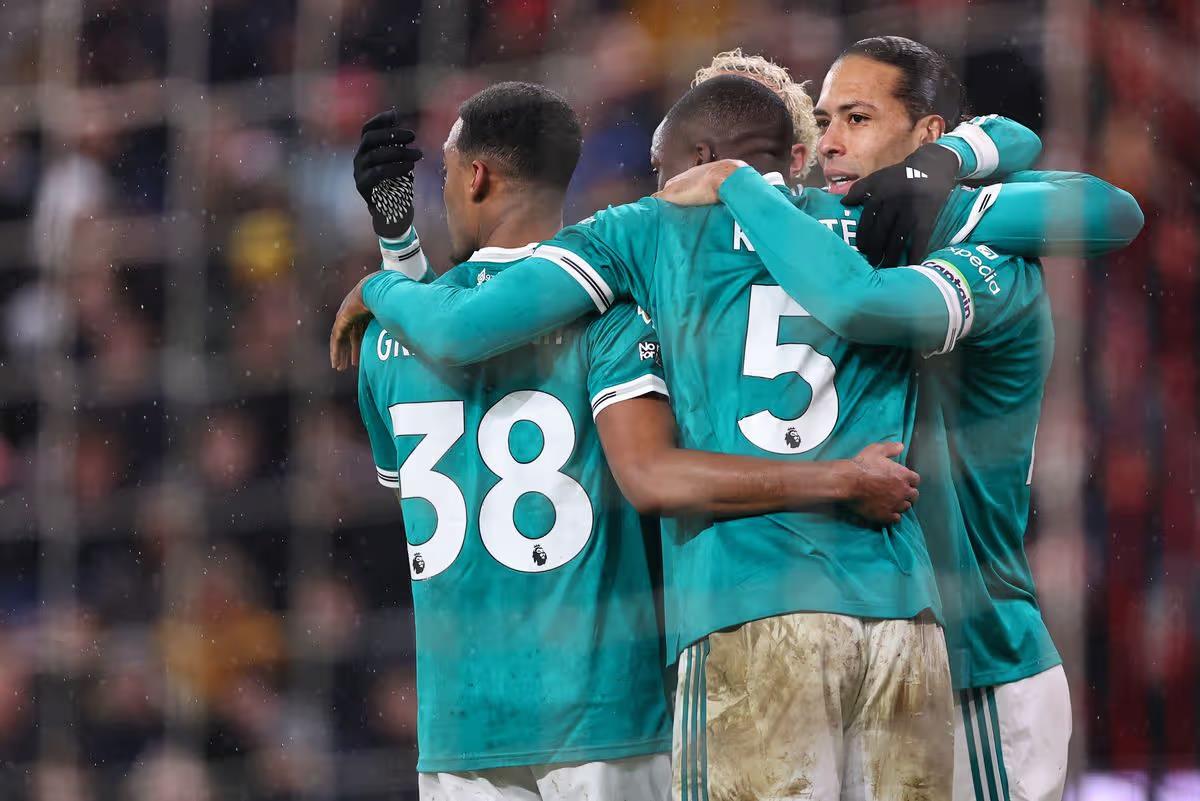 آلان شيرر يختار ثنائي ليفربول في التشكيل المثالي للجولة 26 من الدوري الإنجليزي