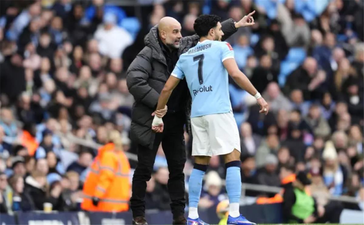 فيديو | بي بي سي تشكك في قرار إلغاء هدف عمر مرموش أمام سالفورد