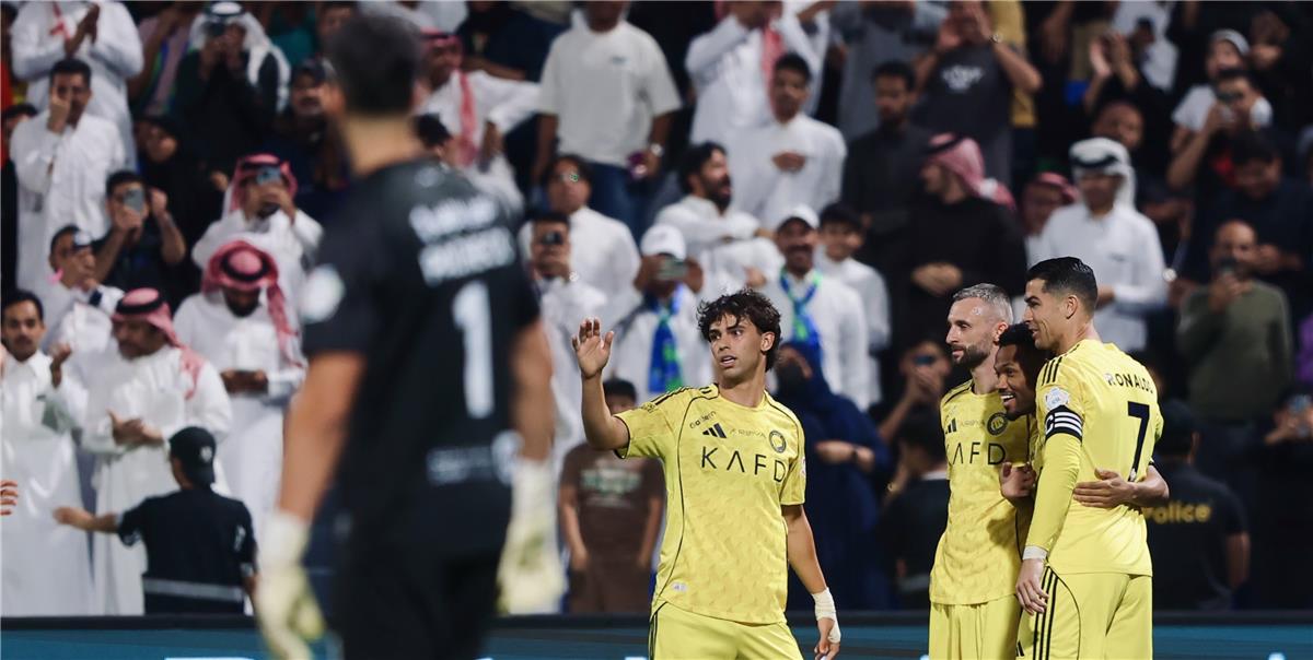 فيديو | رونالدو يقود النصر للفوز على الفتح ومواصلة مطاردة الهلال على صدارة الدوري السعودي