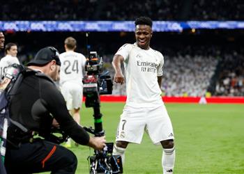 فيديو فينيسيوس يسجل هدف ريال مدريد الرابع أمام ريال سوسيداد