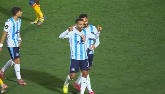 هدف يوسف اوباما في مرمي باور ديناموز بعد خطأ فادح من الحارس