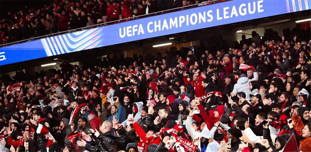 بنفيكا يثير حماس جماهيره قبل مواجهة ريال مدريد في دوري أبطال أوروبا
