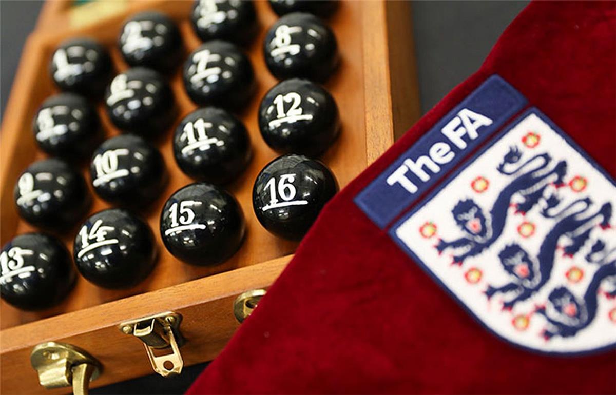 نتائج قرعة دور الـ16 من كأس الاتحاد الإنجليزي.. خصم سهل لـ ليفربول ومواجهة صعبة لـ مانشستر سيتي 