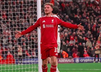 والد ماك أليستر يكشف حقيقة رحيله إلى مانشستر يونايتد