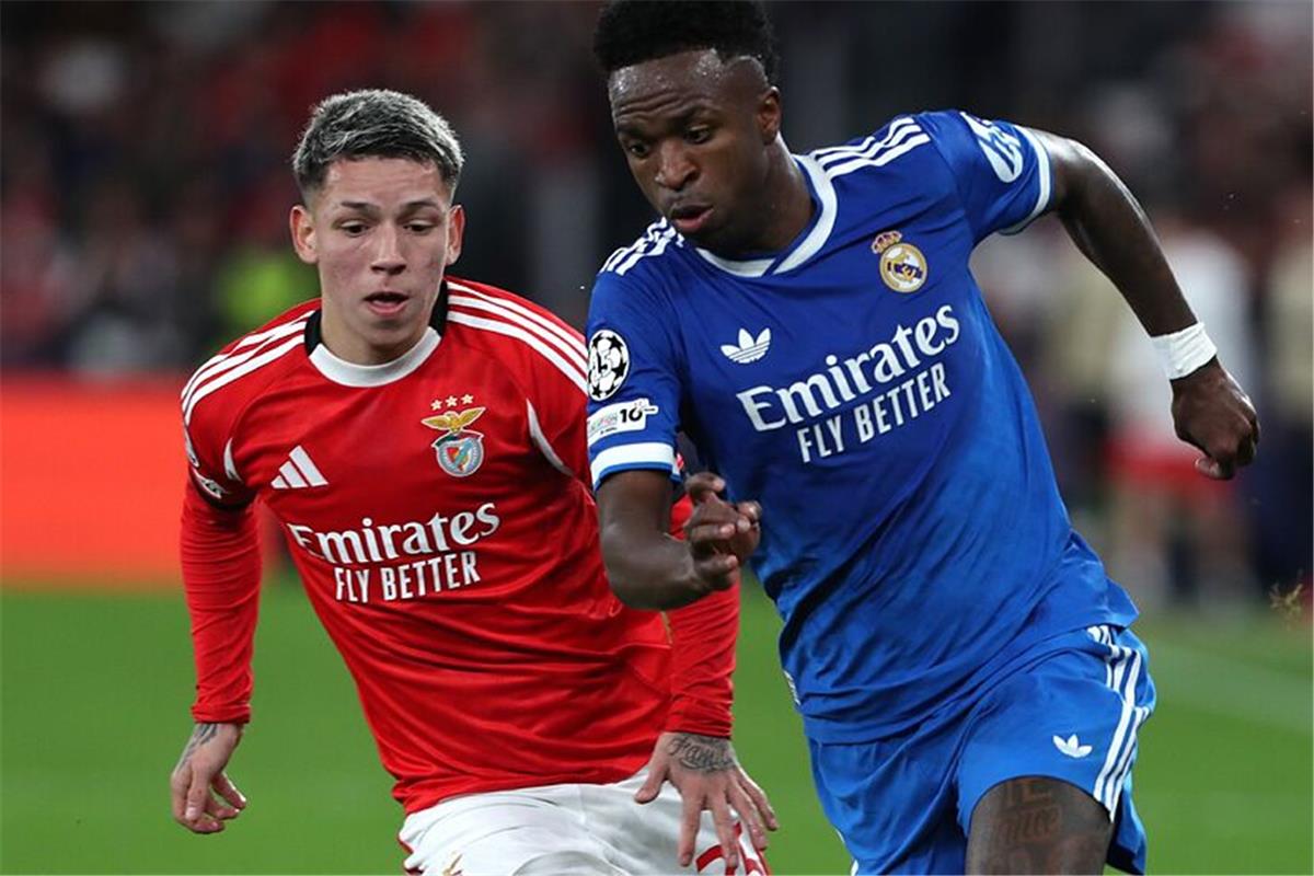 لاعب بنفيكا يرد على اتهامه في واقعة العنصرية تجاه فينيسيوس جونيور